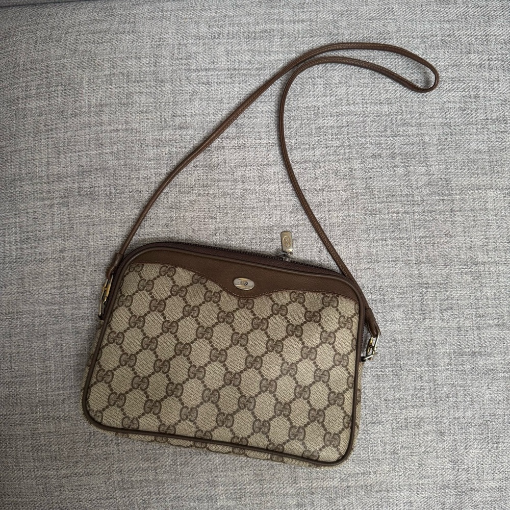 ❌SOLD❌Gucci GG Supreme Crossbody Ophidia Style Bag✨ - Picture 14 of 17